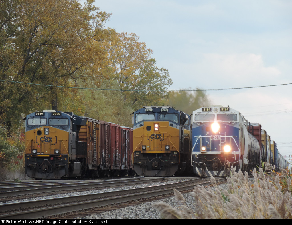 3 trains, one photo